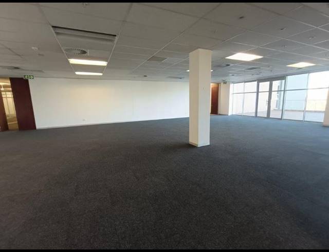 BUSINESS PROPERTY TO RENT IN CONSTANTIA KLOOF